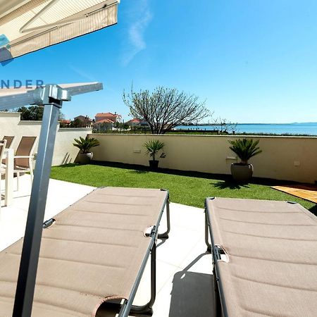 Beachfront Reiterer Villa V2 With Seaview 30 Meters From The Beach - Crowonder Luxury Rent Privlaka  Exterior foto