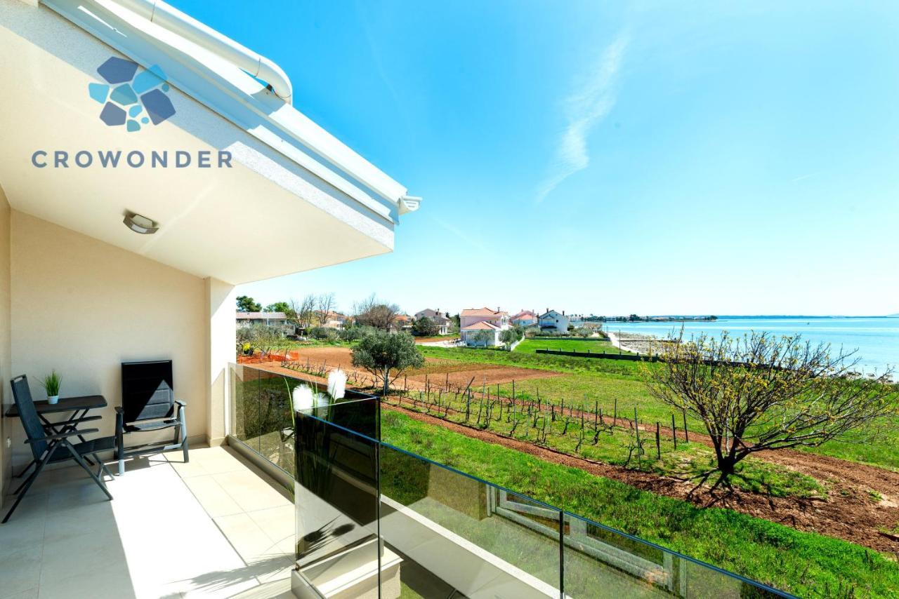 Beachfront Reiterer Villa V2 With Seaview 30 Meters From The Beach - Crowonder Luxury Rent Privlaka  Exterior foto